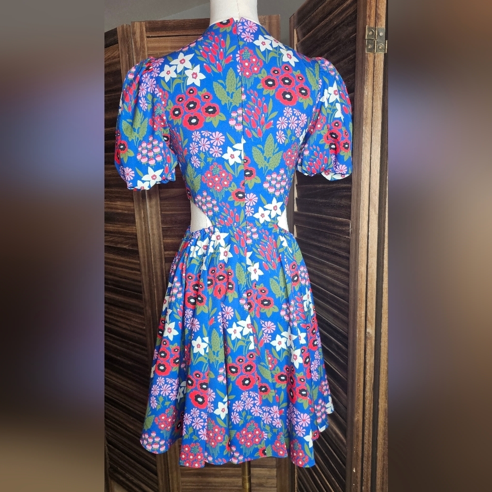 AMUR Blue Floral Puff Sleeve Cutout Mini Dress Size 00 Summer Party Wedding - Picture 3 of 12